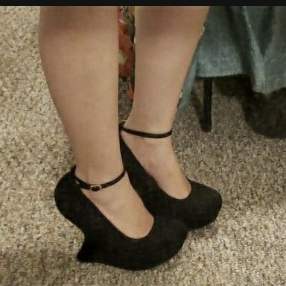 Black Heels